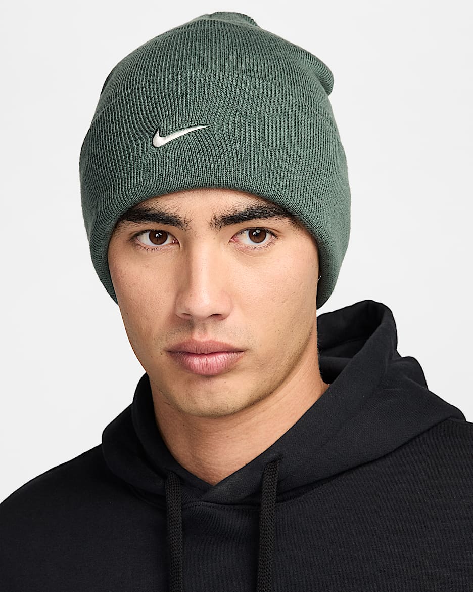 Nike Peak Swoosh Beanie - Vintage Green/Sail