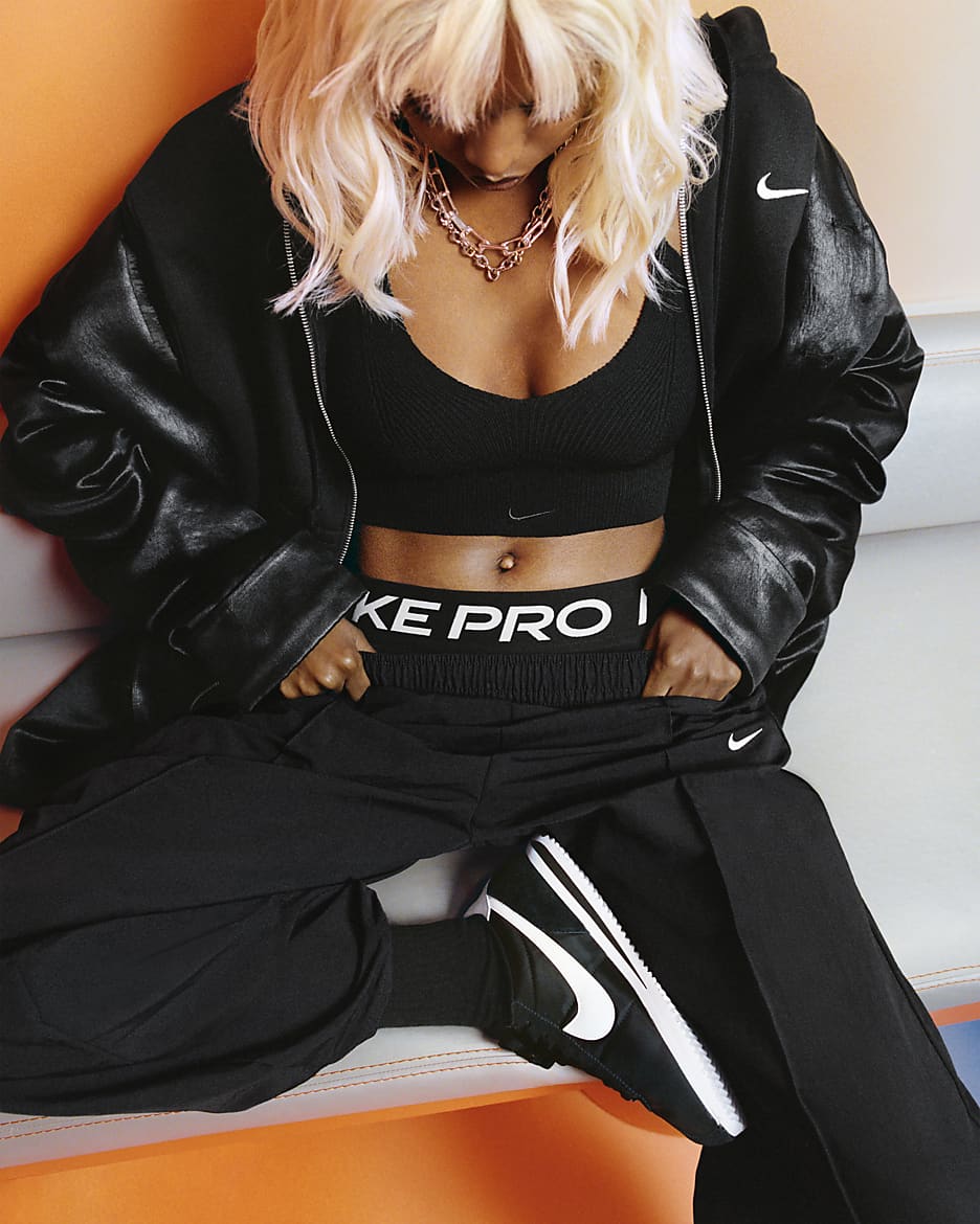 Brassière côtelée non rembourrée à maintien léger Nike Sportswear Chill Knit pour femme - Noir/Blanc