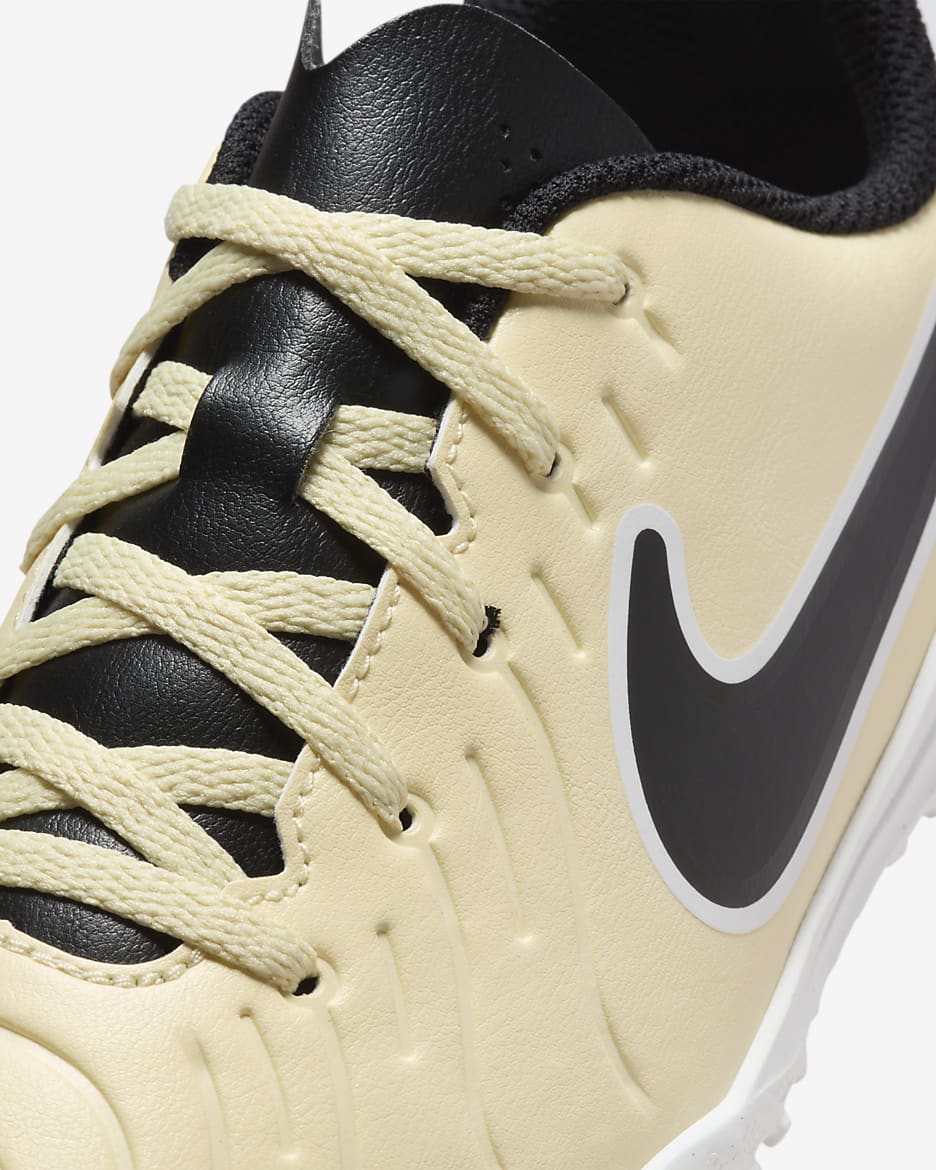 Chaussure de foot basse pour surface synthétique Nike Jr. Tiempo Legend 10 Club pour enfant/ado - Lemonade/Metallic Gold Coin/Noir