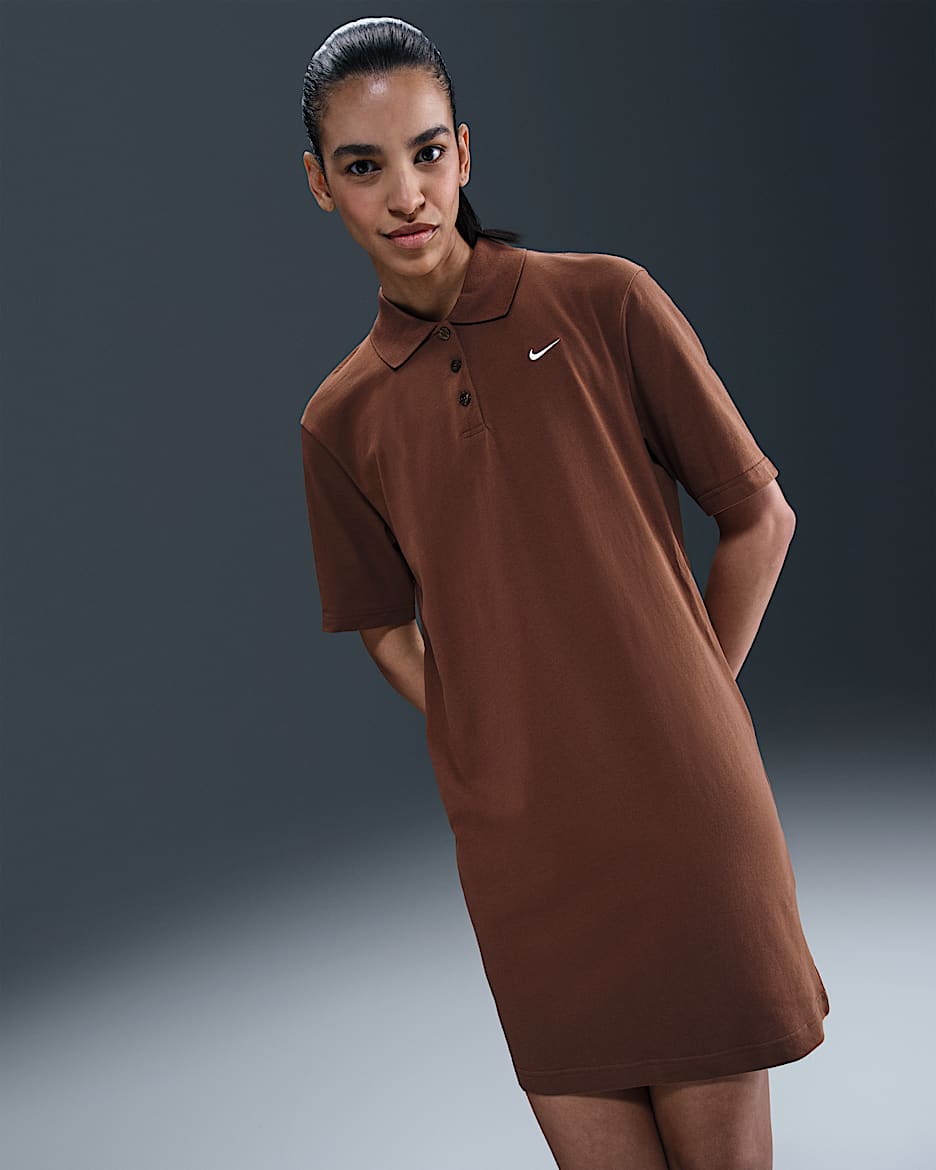 Vestido tipo polo de manga corta para mujer Nike Sportswear Essential - Marrón fauna/Vela
