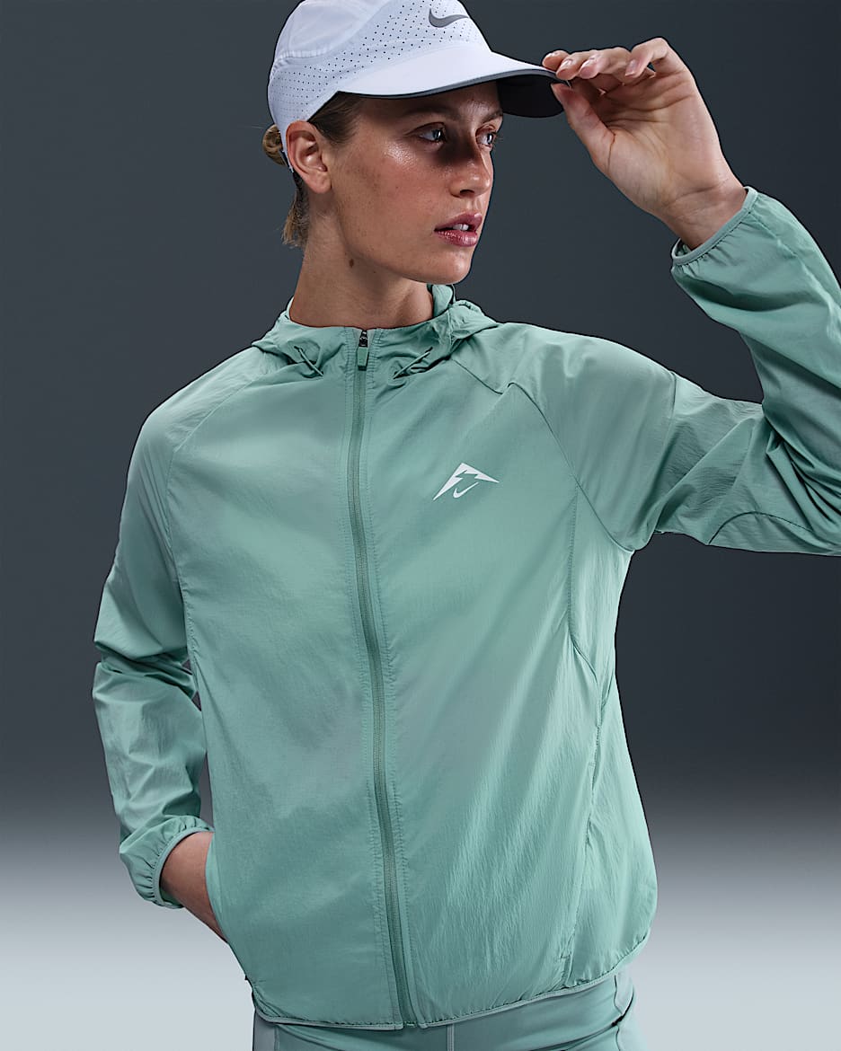 Nike Trail Women's Repel Running Jacket - Cannon/Pearl White/Summit White
