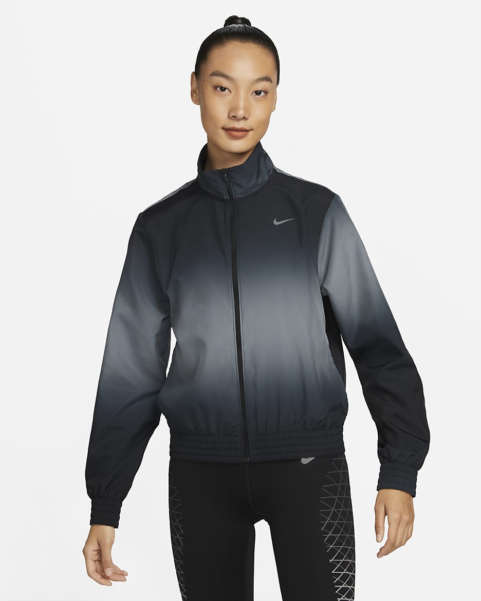 เสื้อแจ็คเก็ตวิ่งผู้หญิงพิมพ์ลาย Nike Dri-FIT Swoosh Run - ดำ