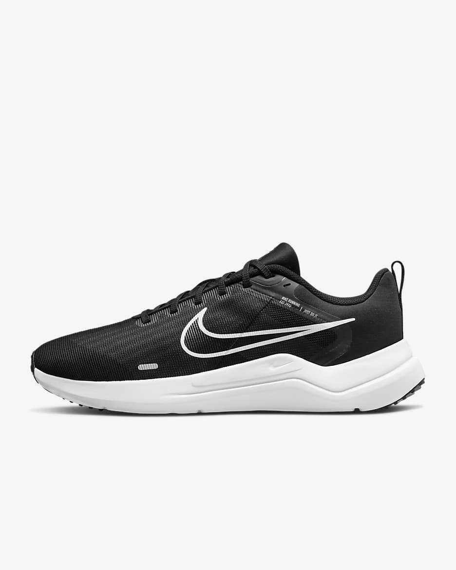 Tenis de correr en pavimento para hombre Nike Downshifter 12 - Negro/Gris humo oscuro/Platino puro/Blanco