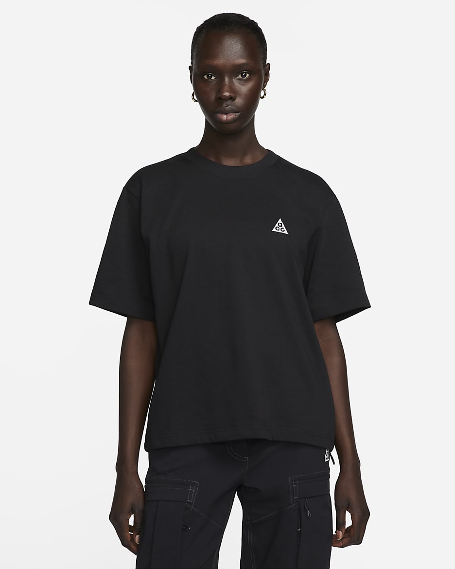 Nike ACG Women's Short-Sleeve T-Shirt - Black/Summit White