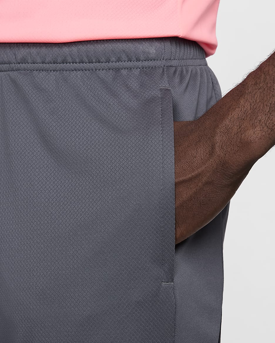 Short de foot Dri-FIT Nike Strike pour homme - Iron Grey/Iron Grey/Noir/Sunset Pulse