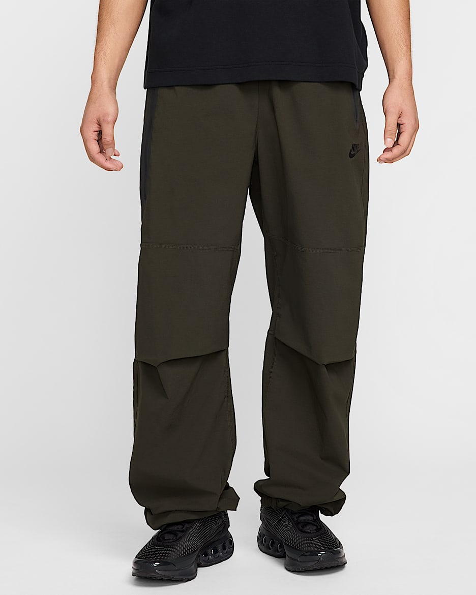 Nike Tech Pantalón oversize de tejido Woven - Hombre - Sequoia/Sequoia/Negro