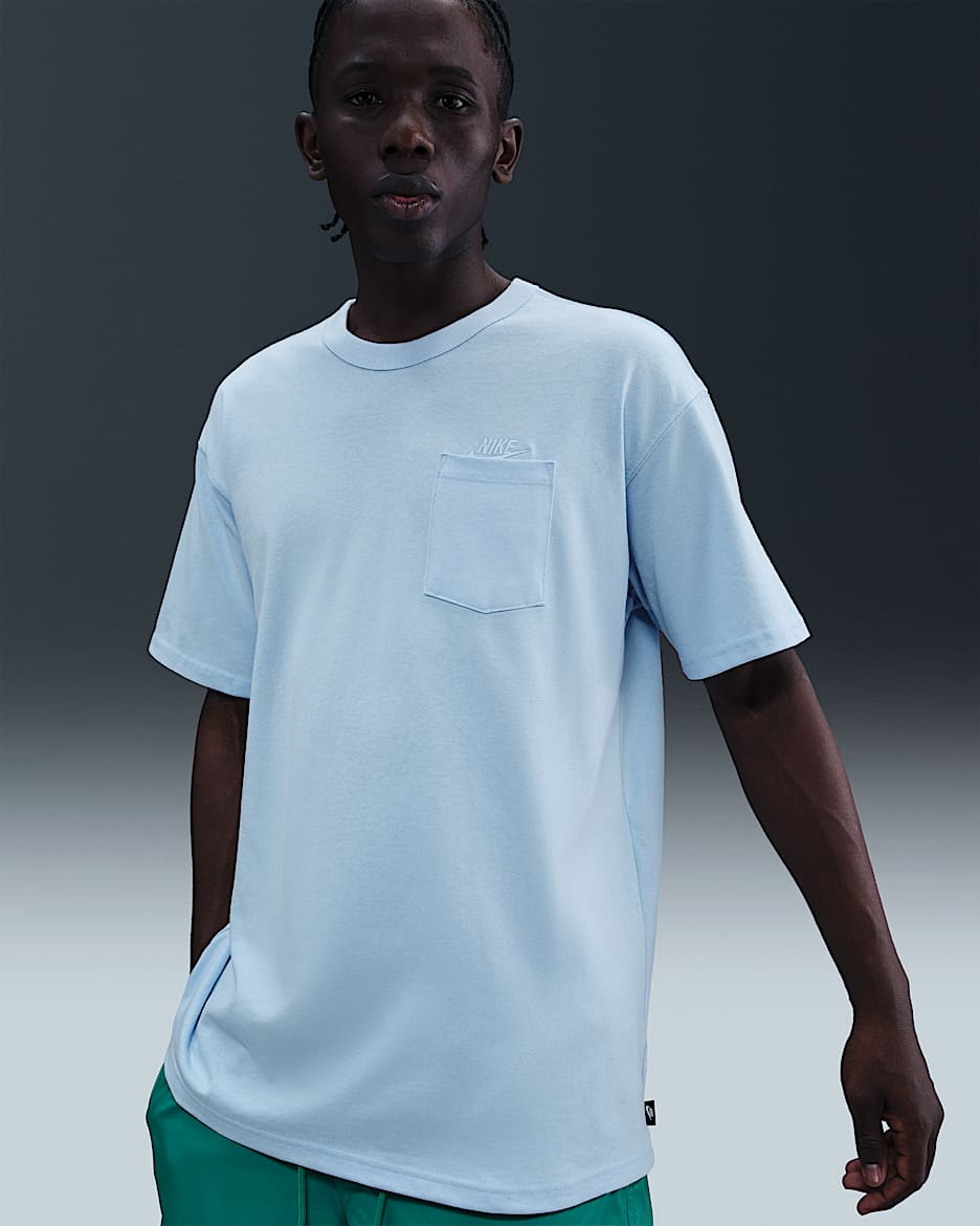 Nike Sportswear Premium Essentials Men's Pocket T-Shirt - Celestine Blue