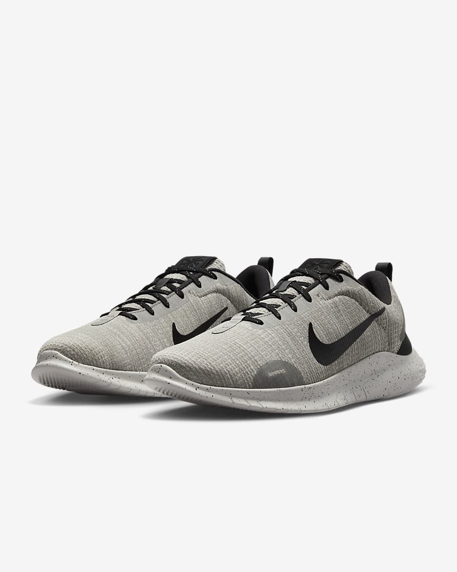 Nike Flex Experience Run 12 Erkek Yol Koşu Ayakkabısı (Ekstra Geniş) - Light Iron Ore/Flat Pewter/Siyah