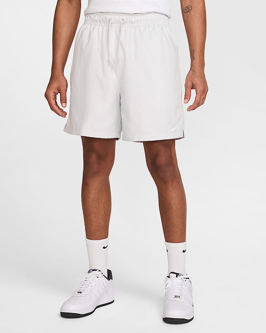 Nike Club Men's Woven Flow Shorts - Photon Dust/White