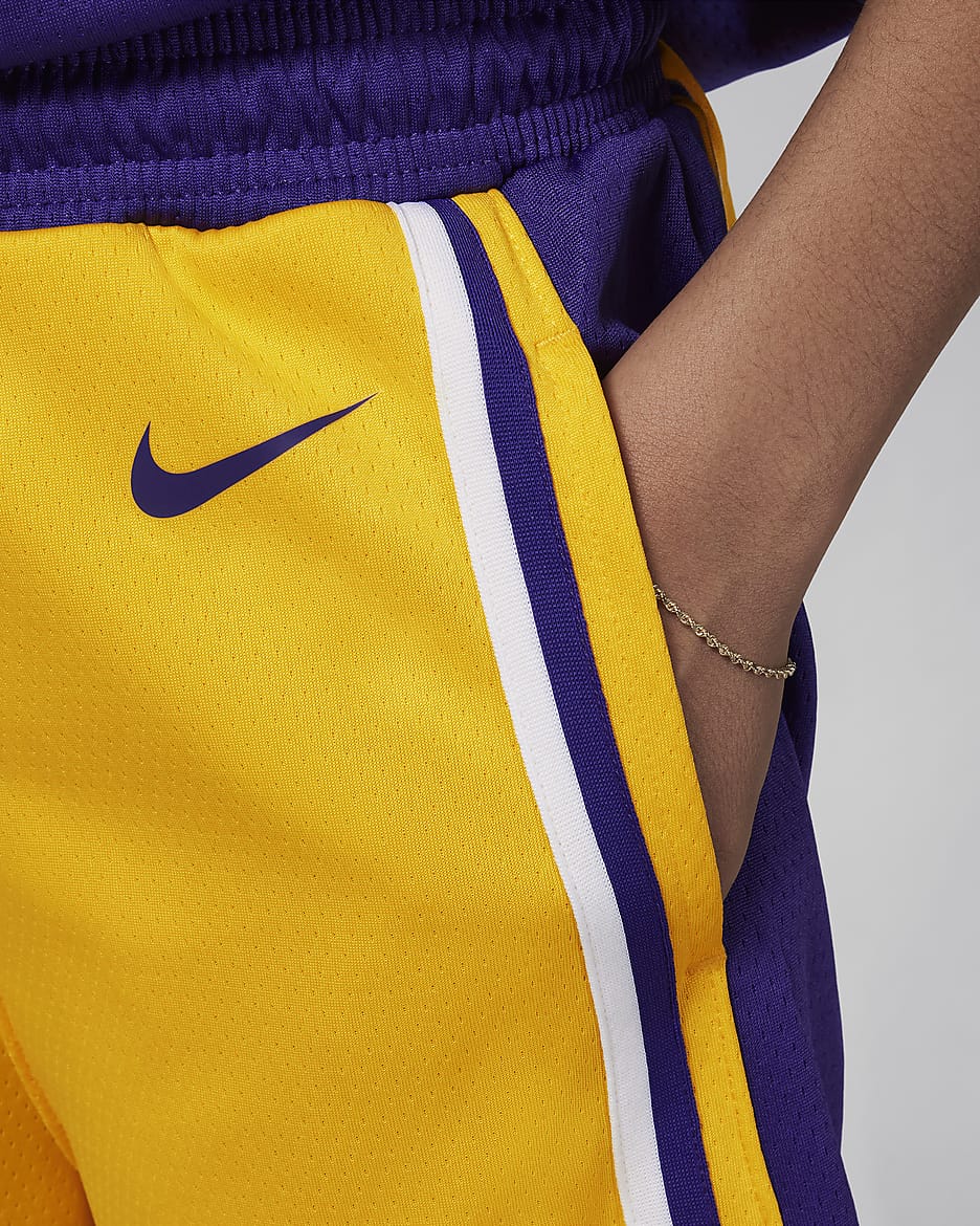 Los Angeles Lakers 2023/24 Icon Edition Pantalón corto Nike NBA Swingman - Niño - Amarillo