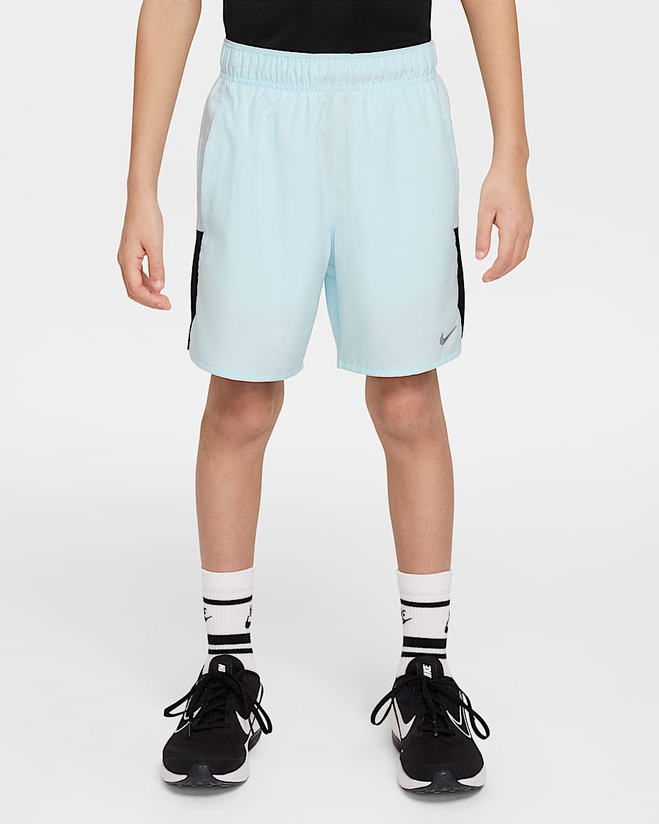 Short de training Nike Dri-FIT Challenger pour ado (garçon) - Glacier Blue/Noir