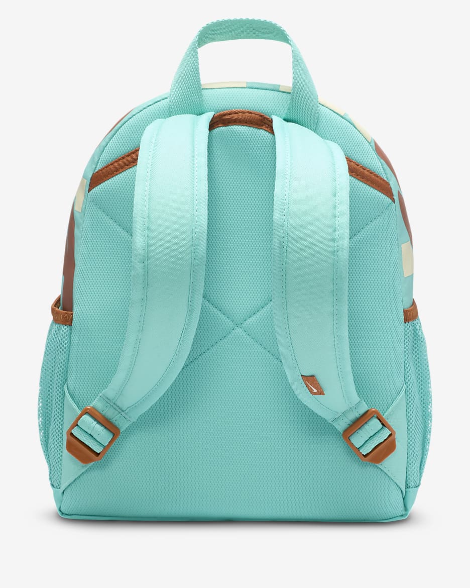 Nike Brasilia JDI Minirucksack für Kinder (11 l) - Green Frost/Green Frost/Dark Russet