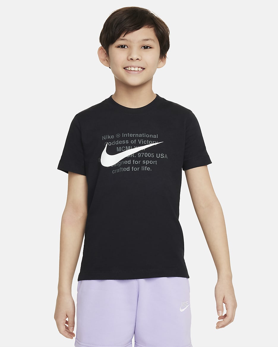 Nike Sportswear T-Shirt für ältere Kinder (Jungen) - Schwarz