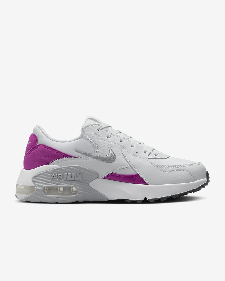 Tenis para mujer Nike Air Max Excee - Polvo fotón/Gris lobo/Fucsia cálido/Plata metalizado