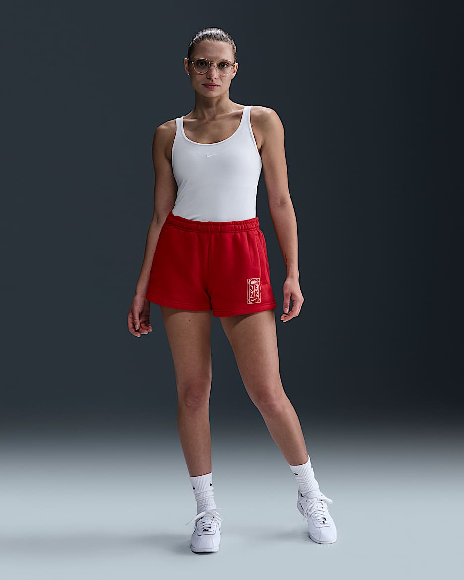 Nike Sportswear Fleece-Shorts für Damen - Fire Red