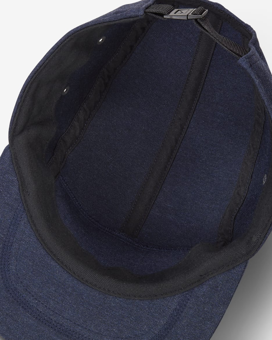 Nike Fly Cap Unstructured Flat-Bill Tech Fleece Cap - Obsidian/Black