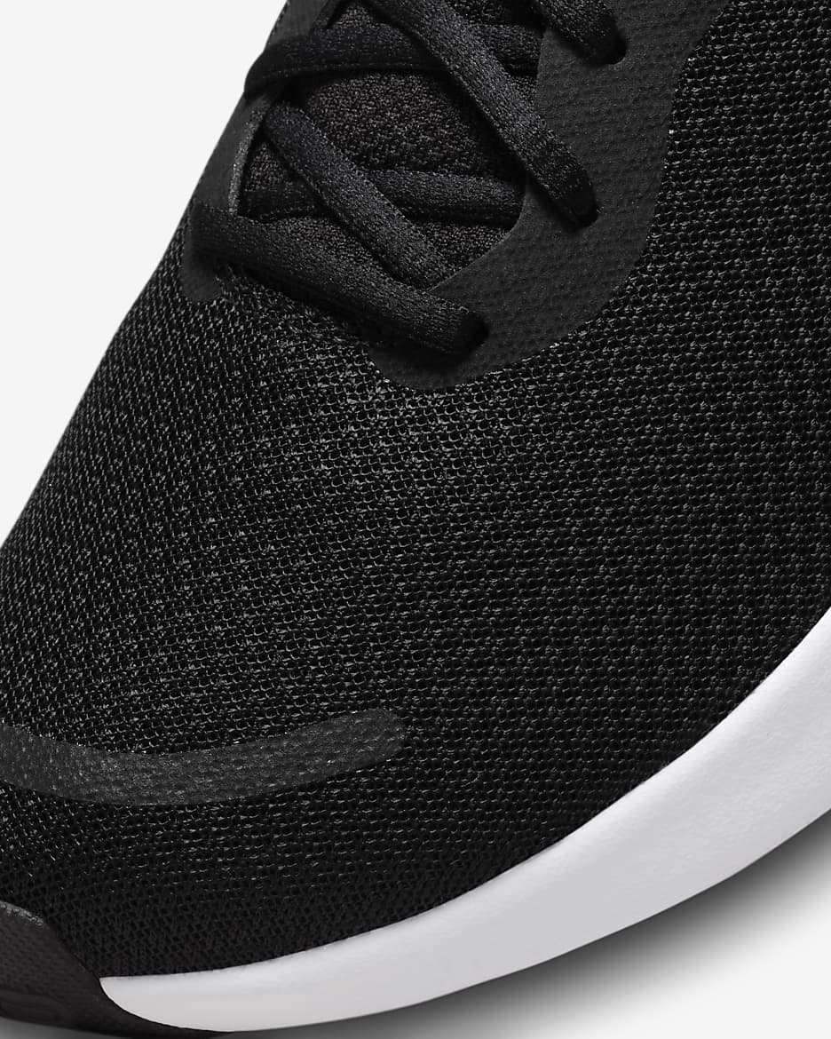 Nike Revolution 7 Straßenlaufschuh für Herren - Schwarz/Weiß