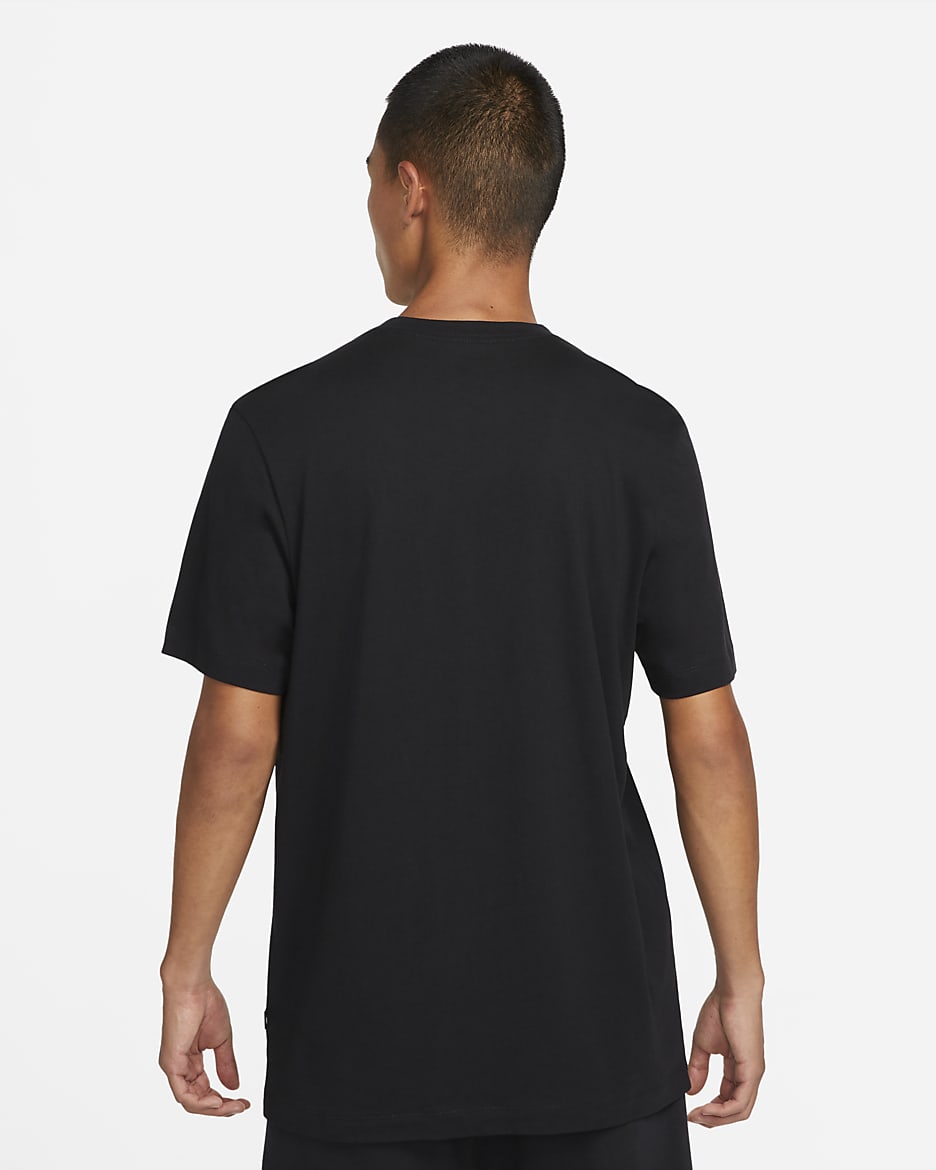 Nike Sportswear Men's T-Shirt - Black