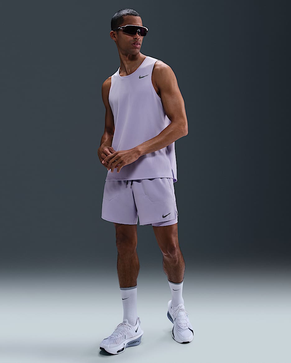 Nike Stride Men's Dri-FIT 18cm (approx.) 2-in-1 Running Shorts - Hydrangeas/Hydrangeas/Black