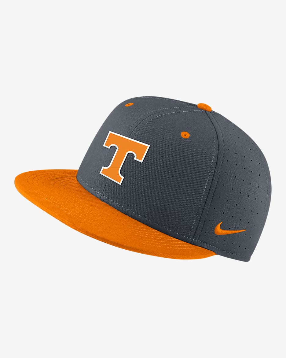 Tennessee Nike College Fitted Baseball Hat - Black