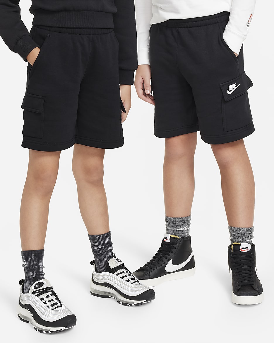 Shorts cargo para niños talla grande Nike Sportswear Club Fleece - Negro/Negro/Blanco