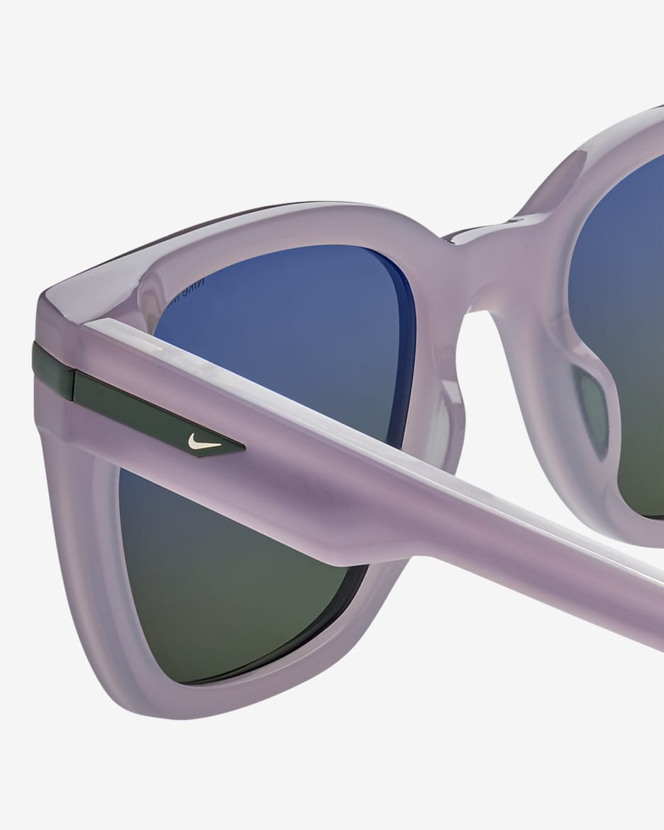 Nike Crescent II Sunglasses - Lilac Bloom