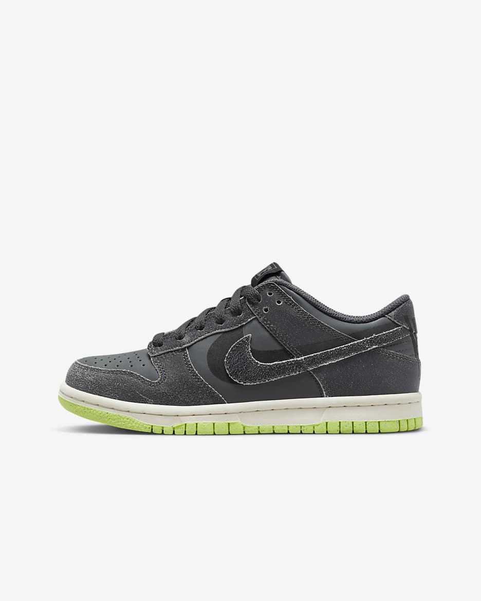 Nike Dunk Low SE Older Kids' Shoes - Iron Grey/Ghost Green/Scream Green/Phantom