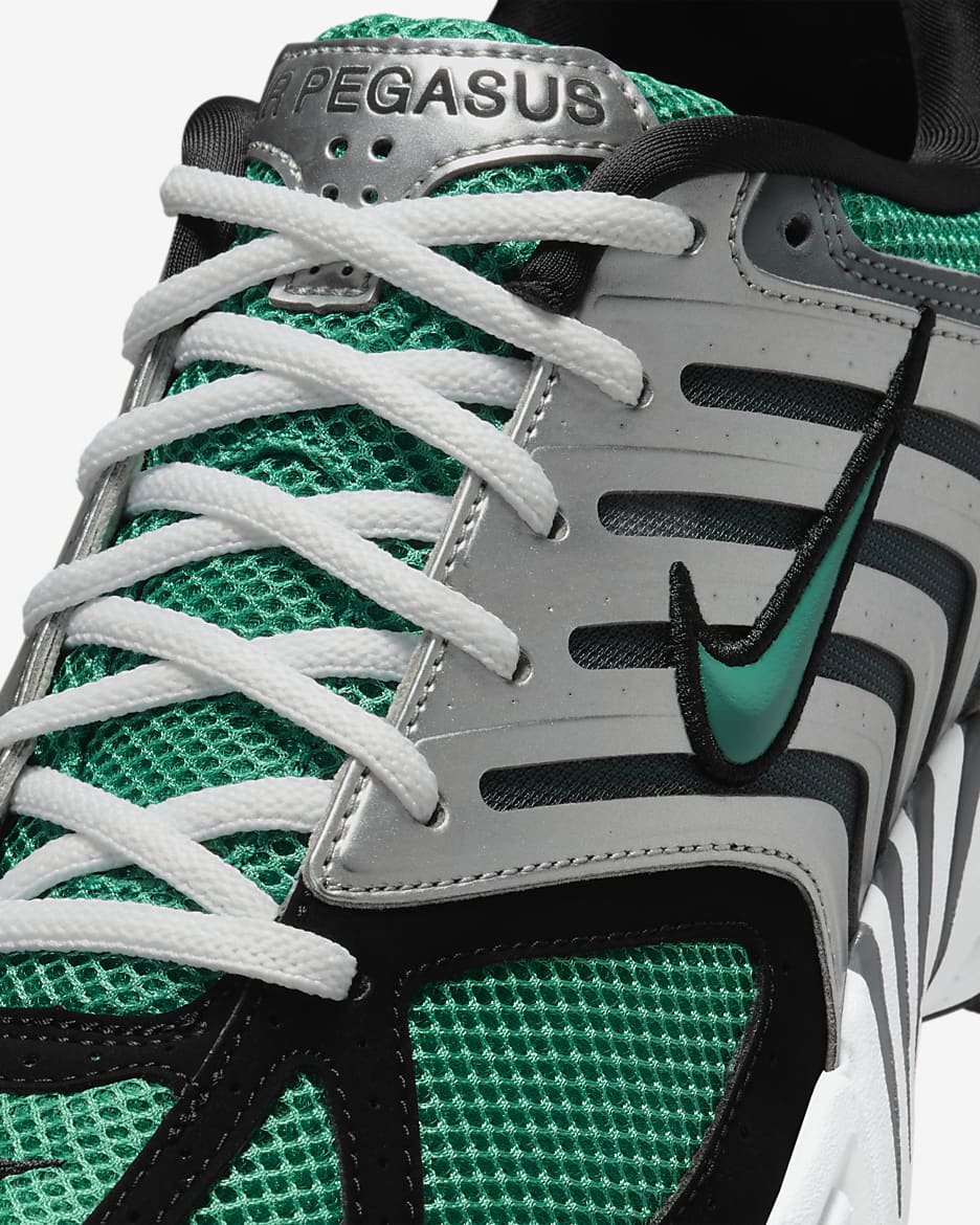 Nike Air Pegasus 2005 Men's Shoes - Metallic Silver/Black/White/Bicoastal
