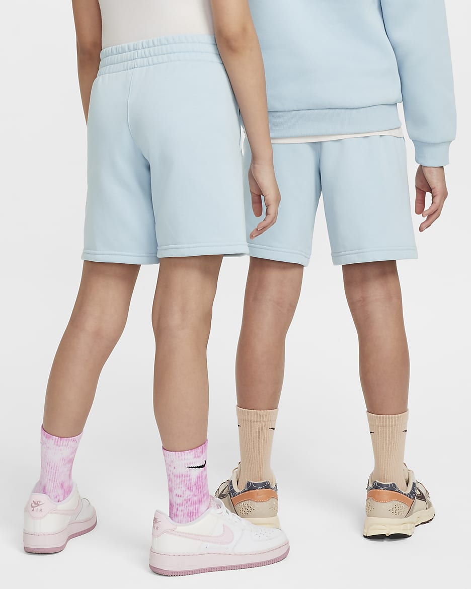 Nike Sportswear Club Fleece frottéshorts til store barn - Light Armory Blue/Hvit/Ashen Slate