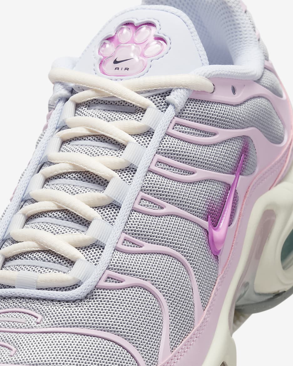 Nike Air Max Plus Women's Shoes - Football Grey/White/Pink Foam/Playful Pink