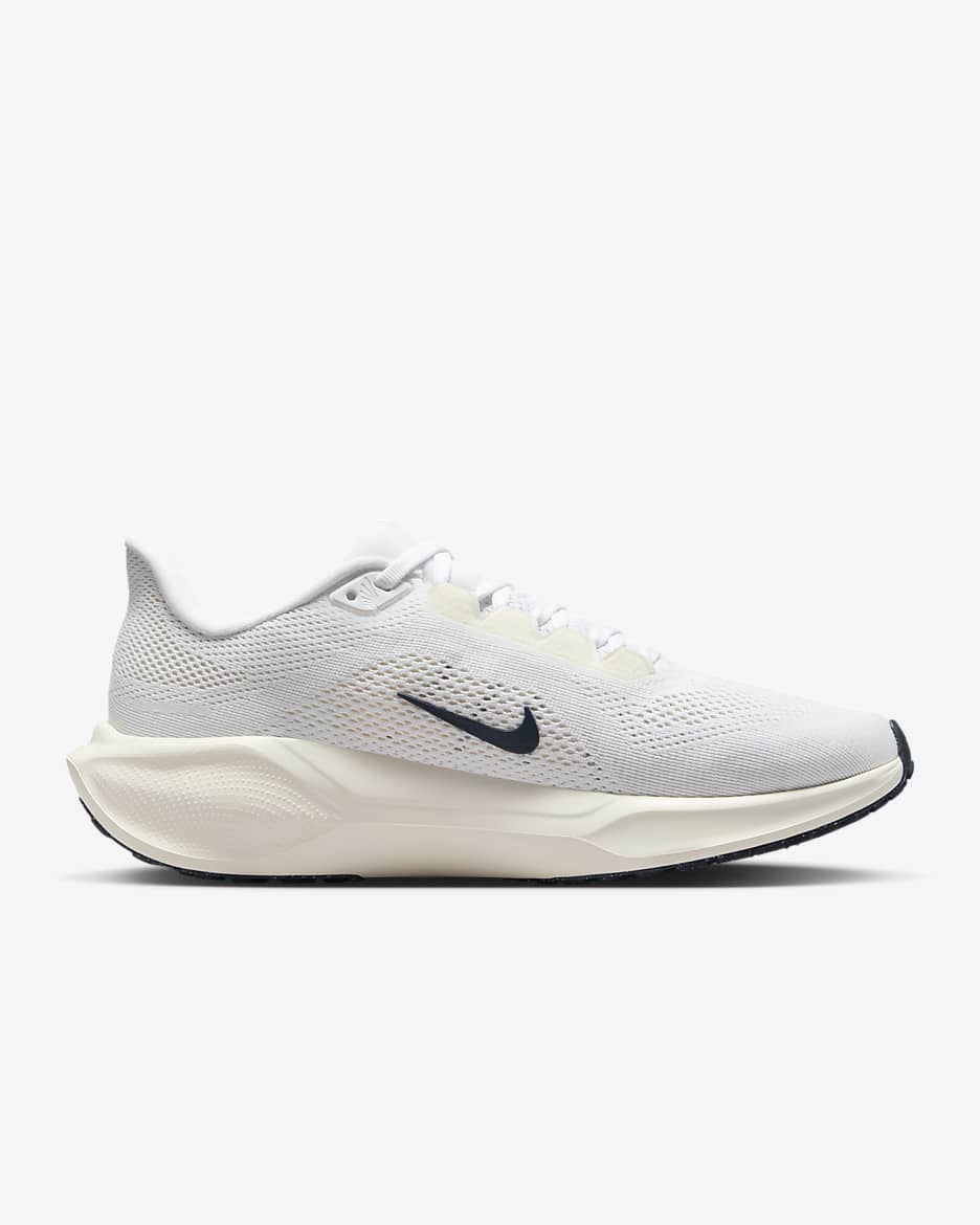 Dámské běžecké silniční boty Nike Pegasus 41 PQ - Bílá/Hyper Crimson/Pale Ivory/Armory Navy