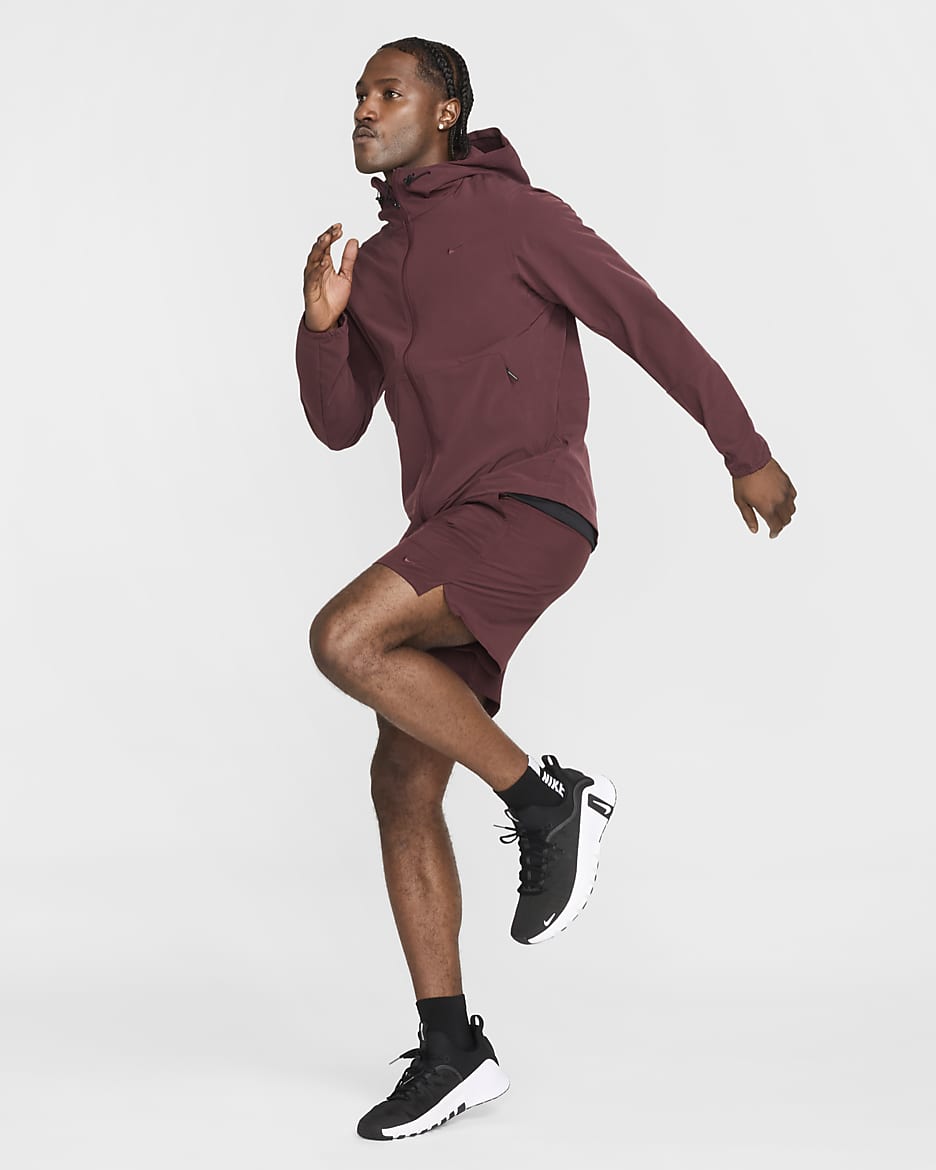 Shorts versatili Dri-FIT non foderati 18 cm Nike Unlimited – Uomo - Burgundy Crush/Nero/Burgundy Crush