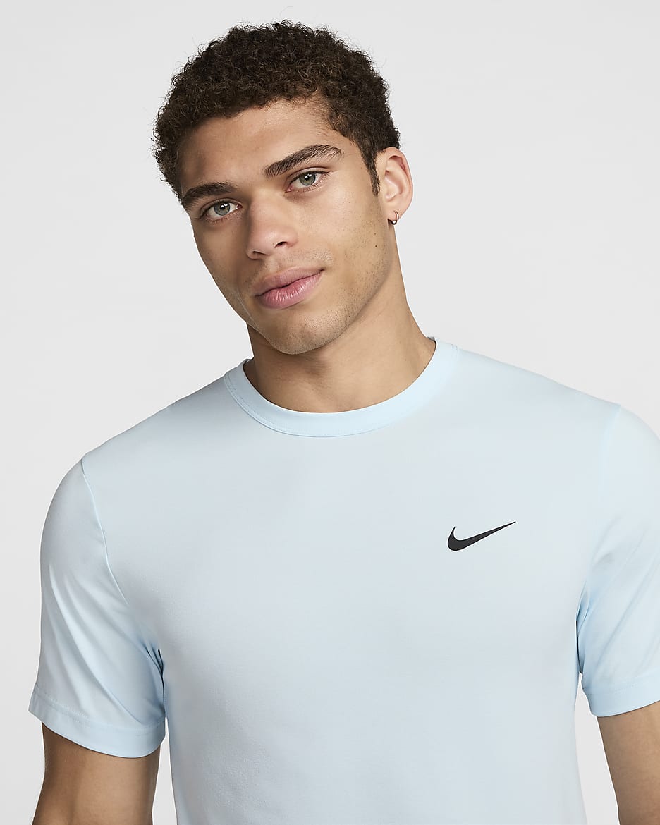 Kortærmet Nike Hyverse Dri-FIT UV-overdel til mænd - Glacier Blue/sort