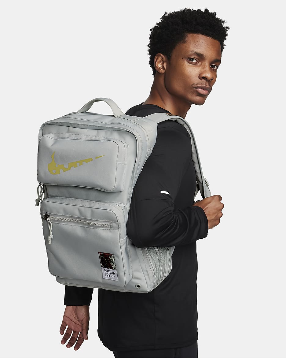 Nike Utility Speed Backpack (27L) - Light Silver/Light Silver/Luminous Green
