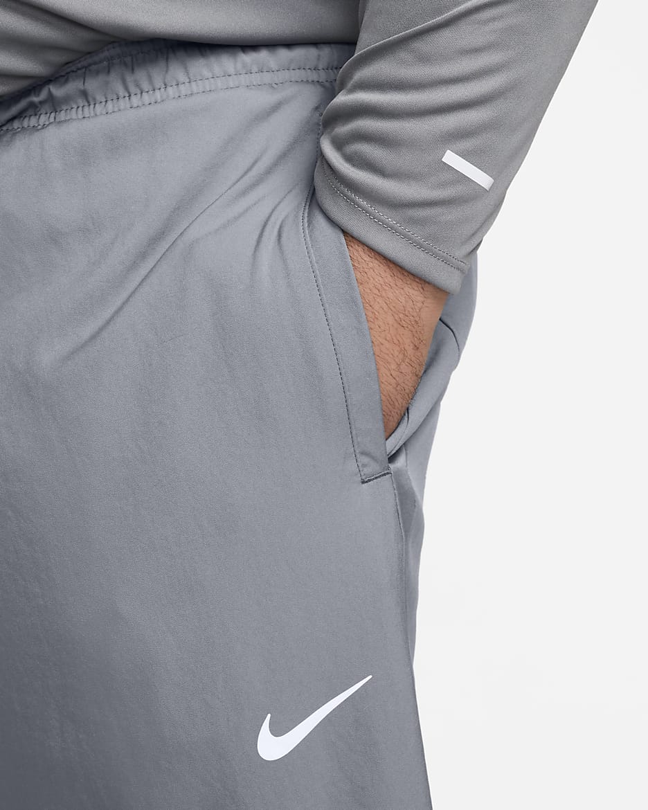 Vävda löparbyxor Nike Challenger Dri-FIT för män - Smoke Grey/Svart