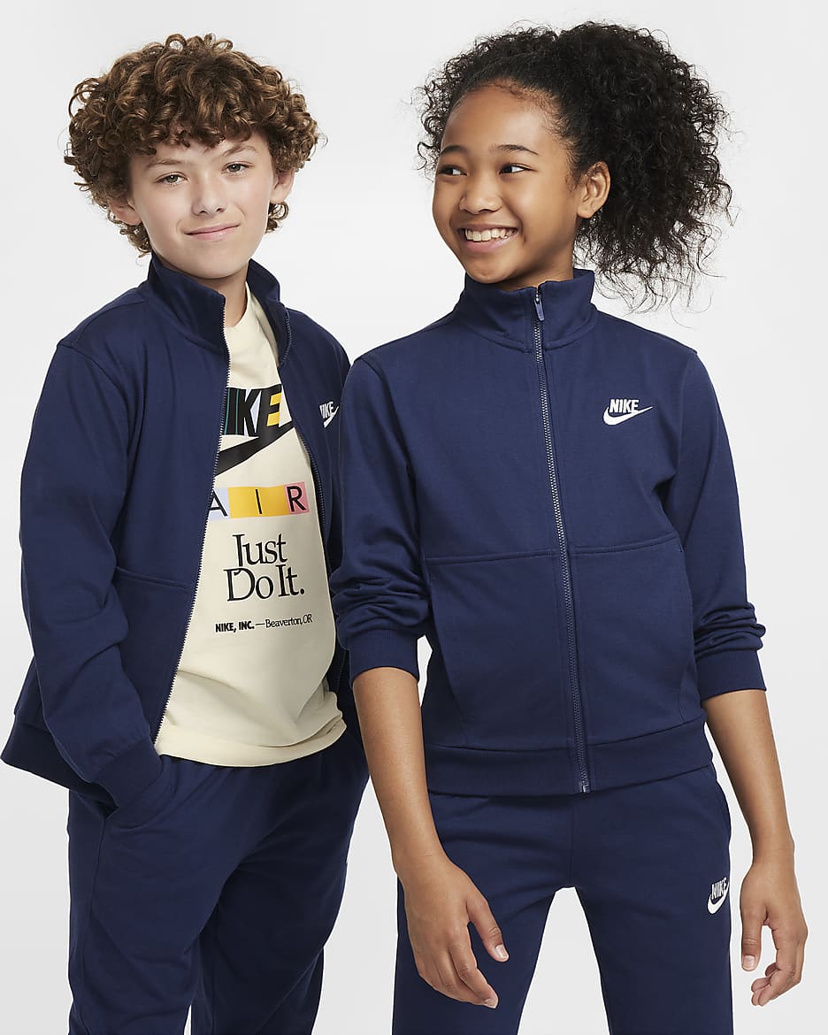 Chamarra de tejido Knit con cierre completo para niños talla grande Nike Sportswear Club - Azul marino medianoche/Azul marino medianoche/Blanco