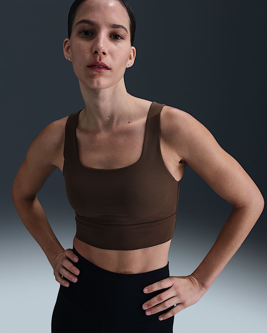 Bra deportivo de media sujeción de corte largo con almohadillas para mujer Nike Zenvy - Marrón barroco/Blanco