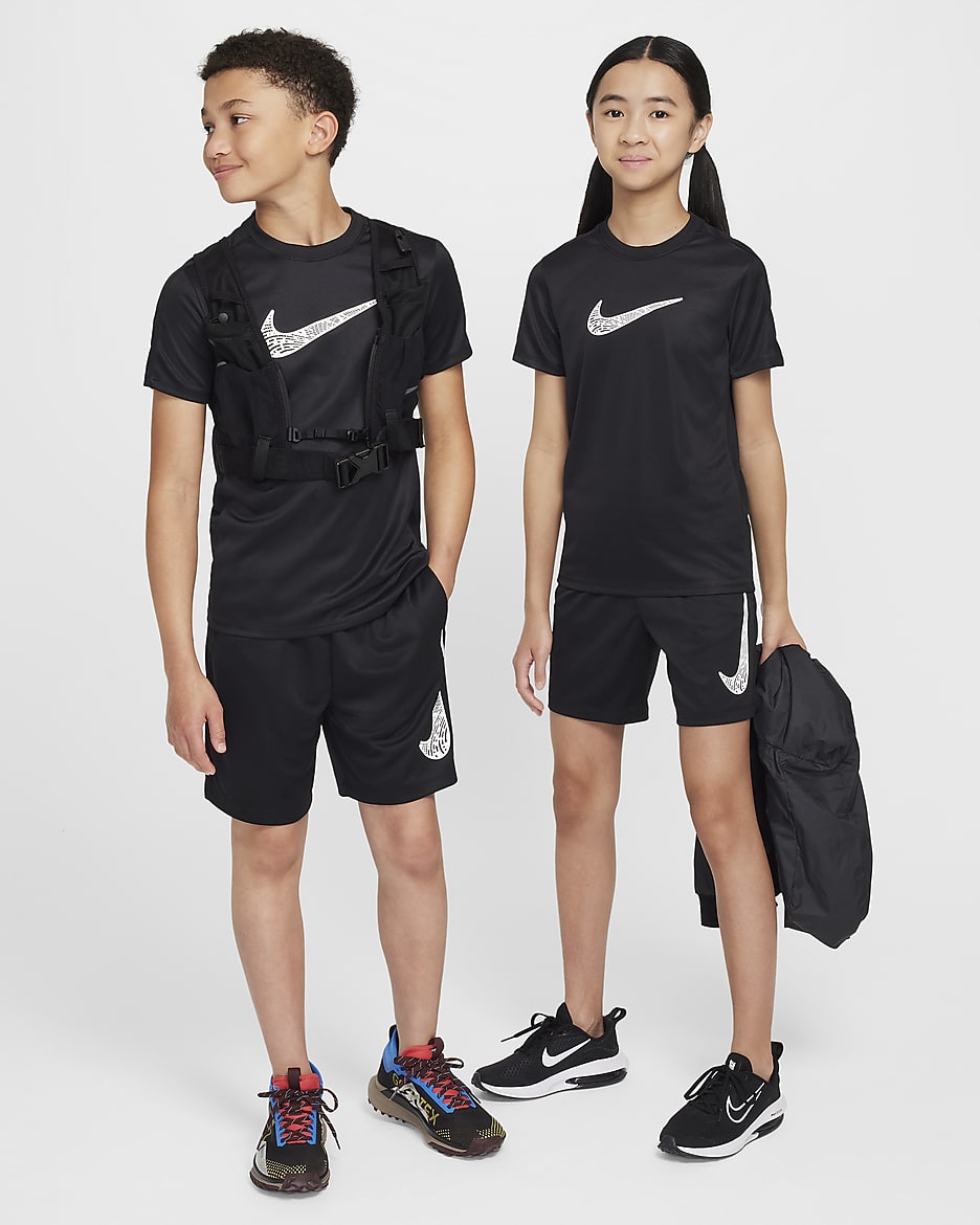 Nike Trophy23 Older Kids' Dri-FIT Short-Sleeve Top - Black