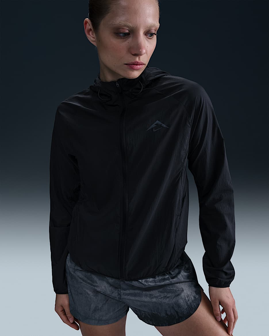 Nike Trail Women's Repel Running Jacket - Black/White/Flat Silver/Black