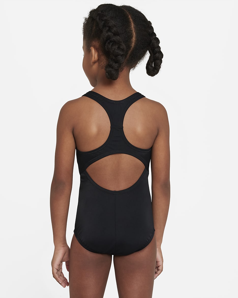 Traje de baño de una sola pieza con espalda deportiva para niña talla pequeña Nike Swim Essential - Negro