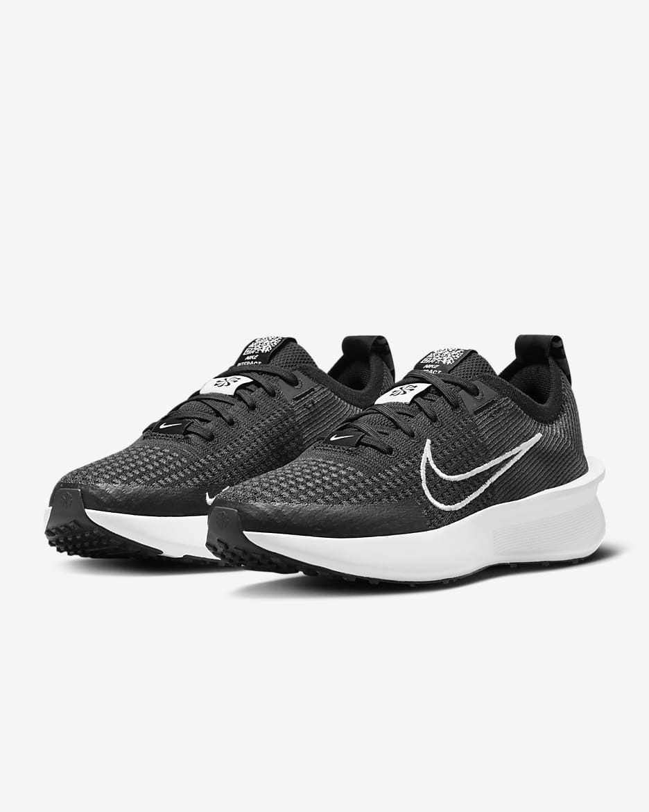 Tenis de correr en pavimento para mujer Nike Interact Run - Negro/Antracita/Blanco