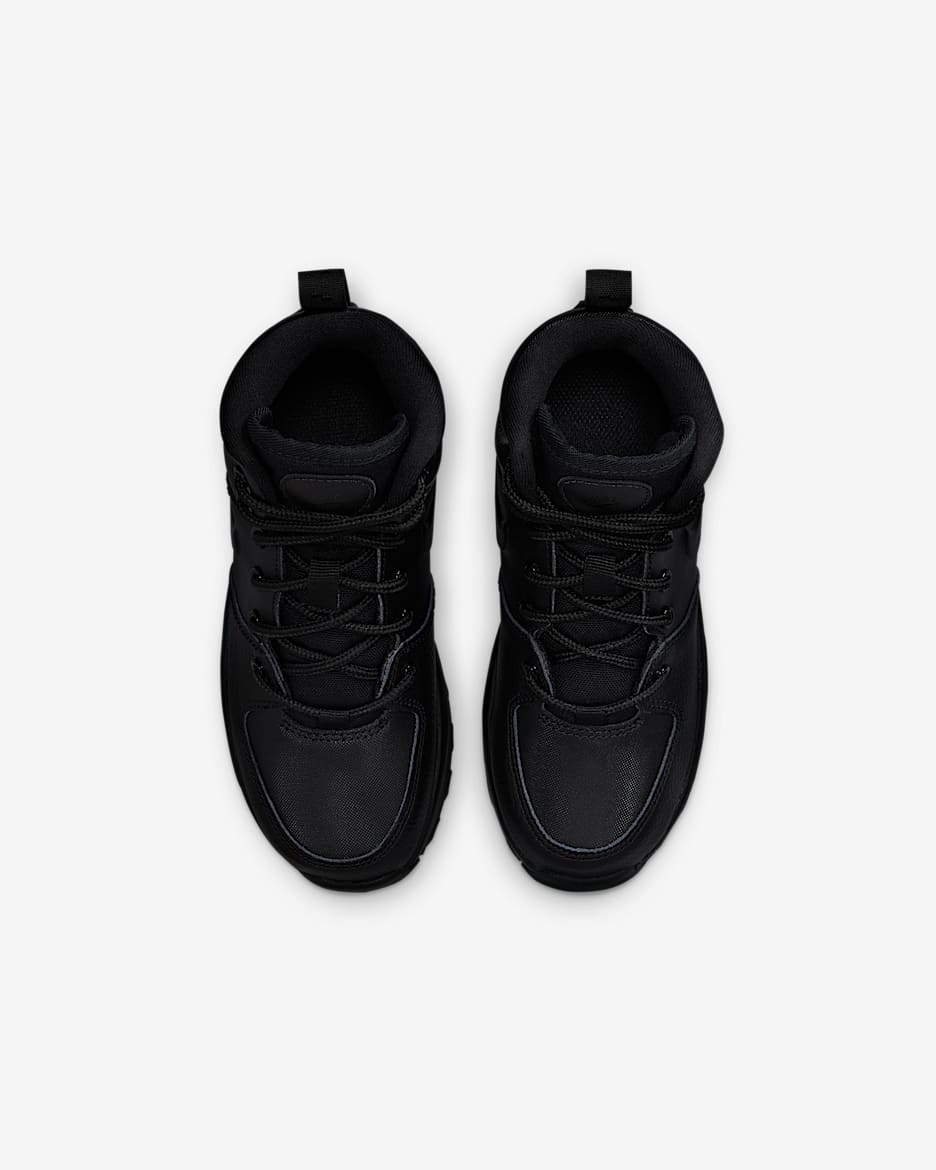 sizeer nike manoa