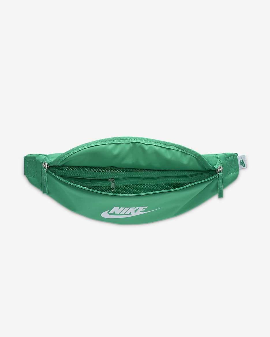 Sac banane Nike Heritage (3 L) - Stadium Green/Stadium Green/Blanc