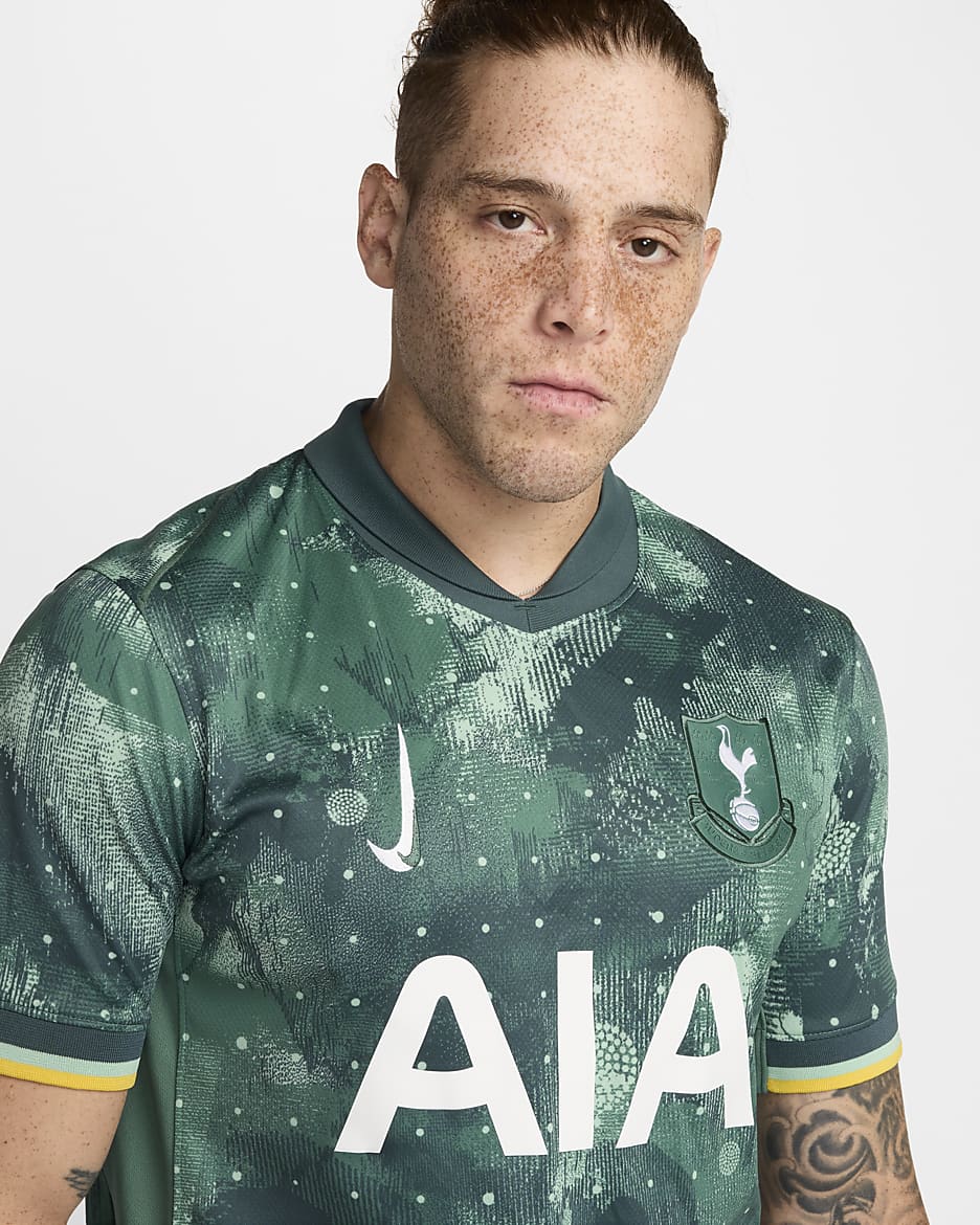 Tottenham Hotspur 2024/25 Stadyum Üçüncü Nike Dri-FIT Erkek Futbol Taraftar Forması - Enamel Green/Bicoastal/Beyaz