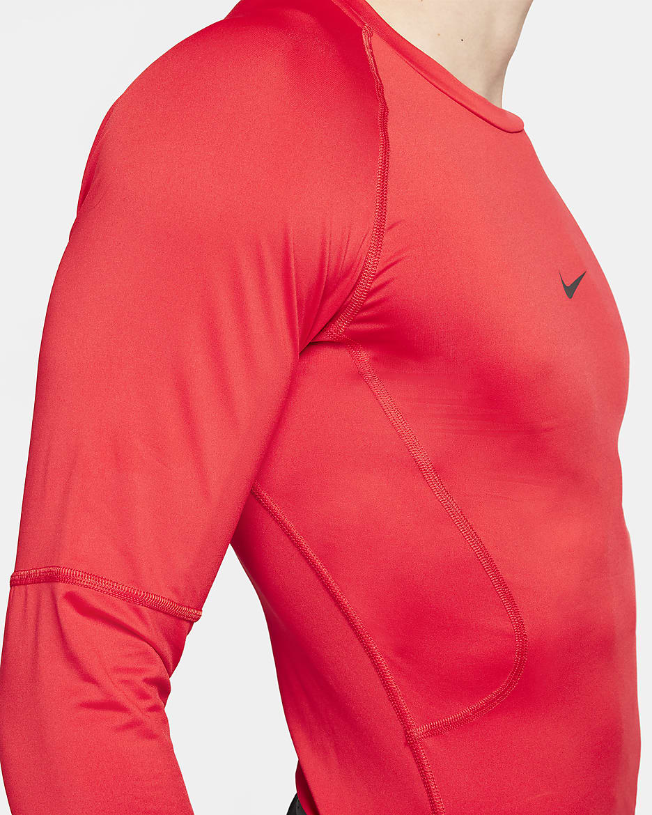 Tætsiddende Nike Pro Dri-FIT-fitnessoverdel med lange ærmer til mænd - University Red/sort