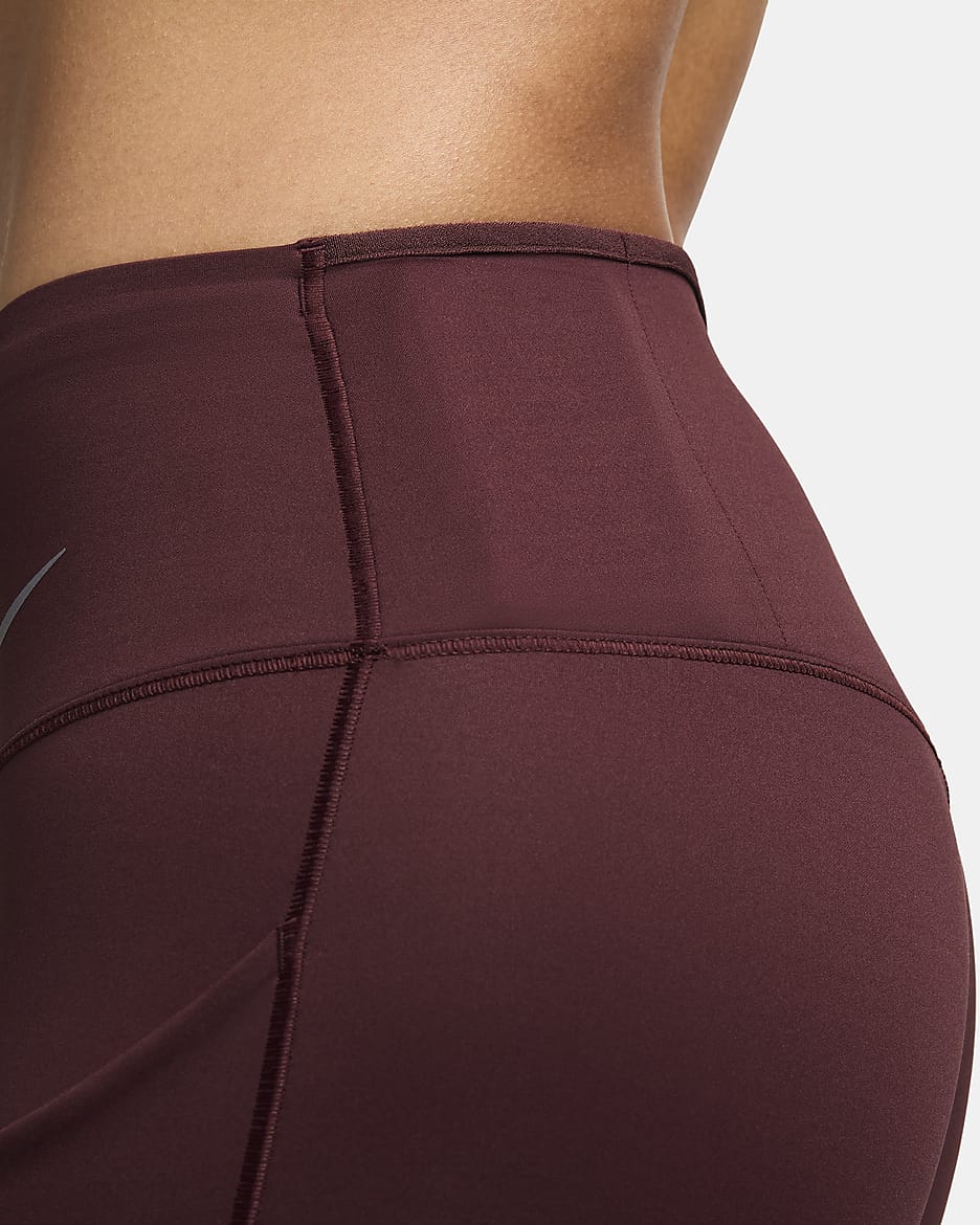 Hellånga leggings med fast stöd, medelhög midja och fickor Nike Go för kvinnor - Burgundy Crush/Svart