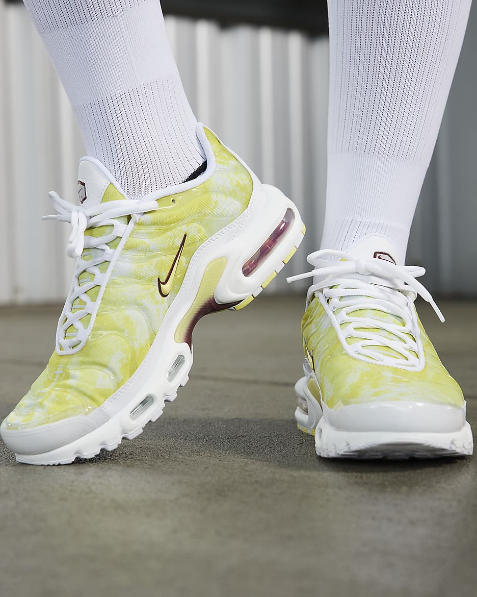 Chaussure Nike Air Max Plus pour Femme - Blanc/Football Grey/Dark Team Red/Light Laser Orange