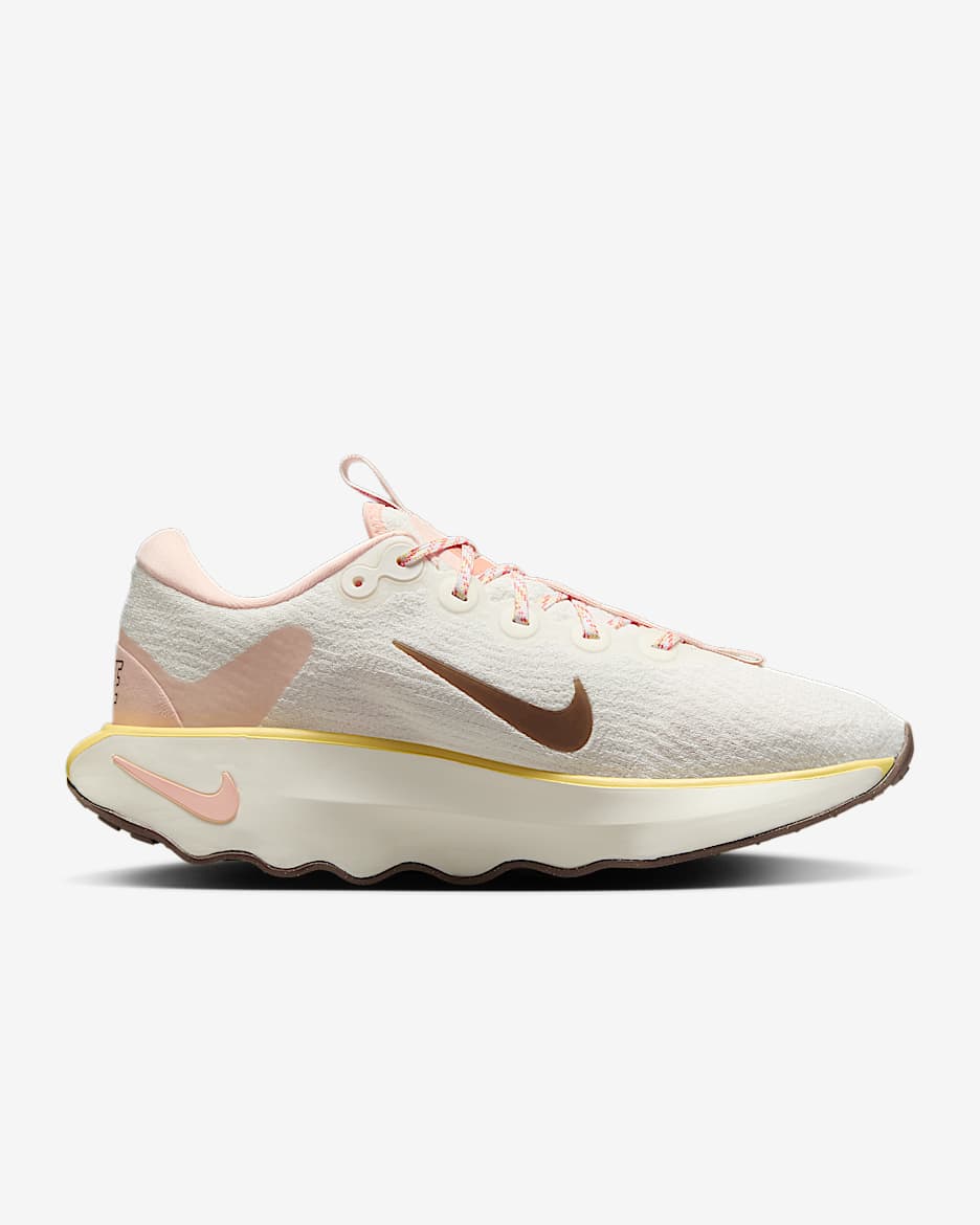 Nike Motiva Premium Women's Walking Shoes
