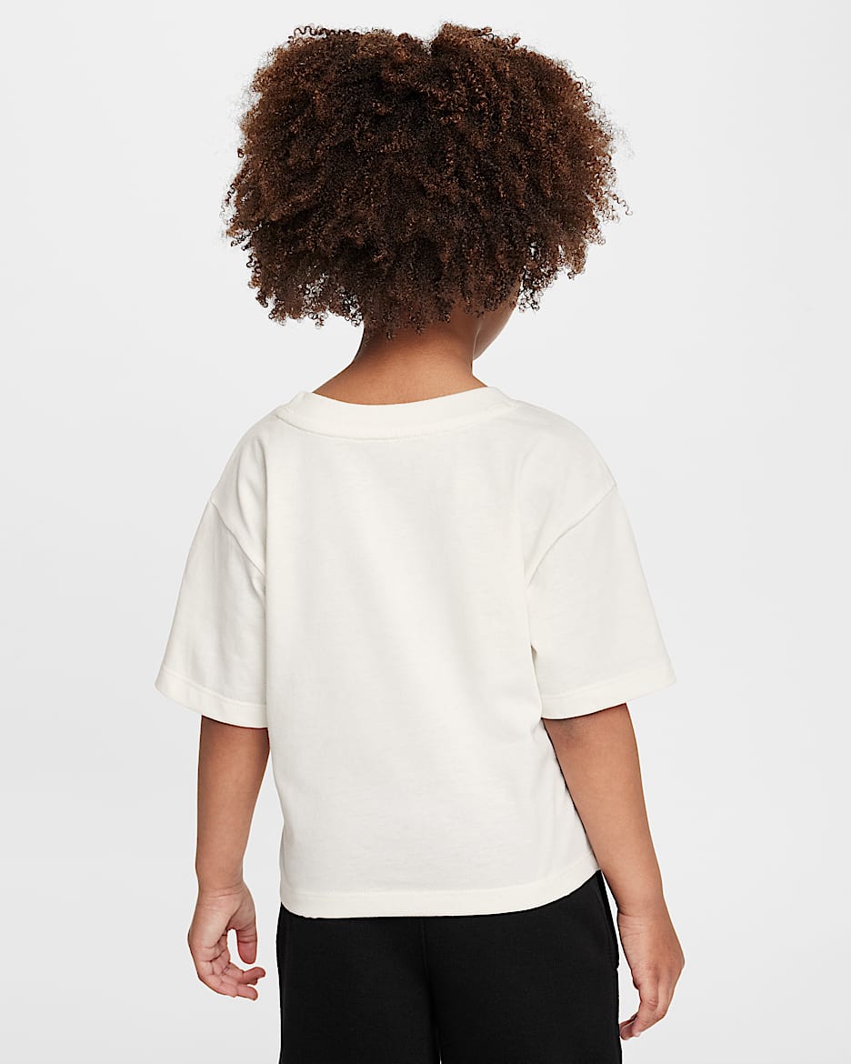 Playera con gráfico cómoda para niños talla pequeña Nike - Vela