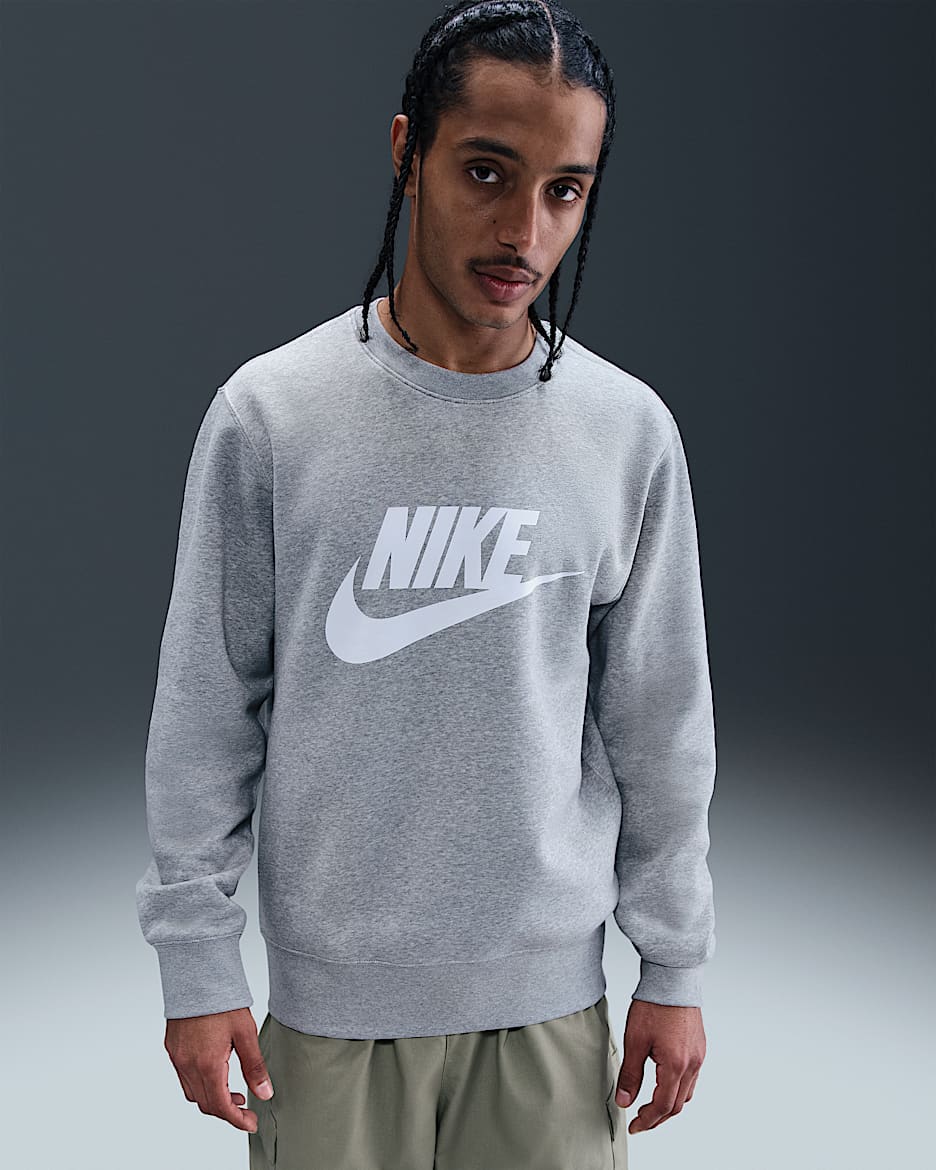 Maglia a girocollo in fleece con grafica Nike Sportswear Club – Uomo - Dark Grey Heather/Bianco